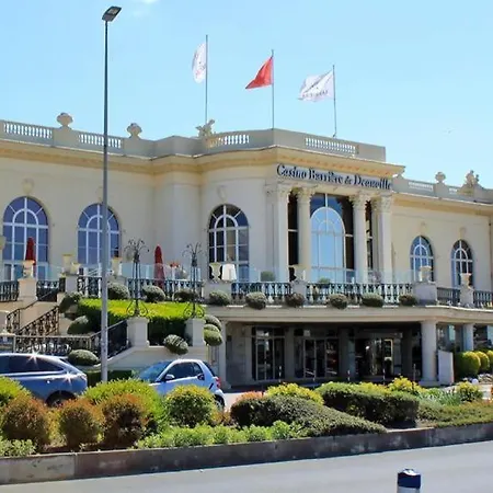 Апартаменты Le Cosy Du Golf *